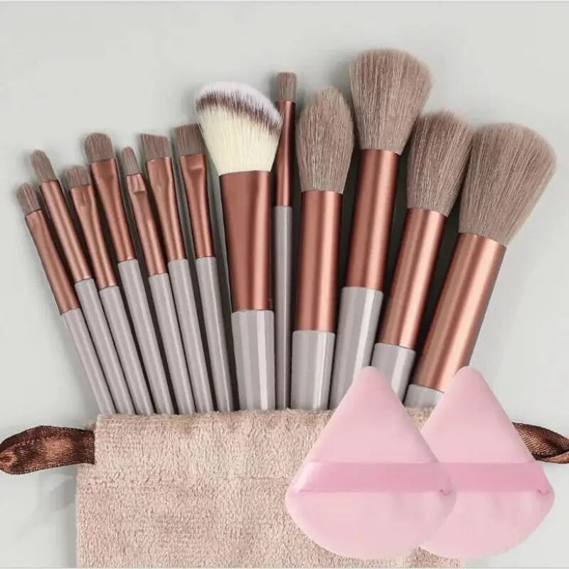 Kit de Pinceis de Maquiagem Profissional - Cerdas Macias para Base, Pó, Sombra e Contorno