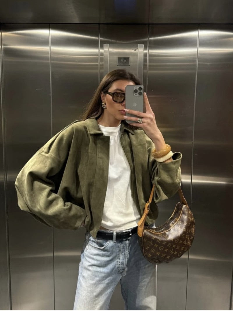 Jaqueta Feminina Oversided em Camurça - Efeito Suede com Gola Lapela, Casual e Estilosa