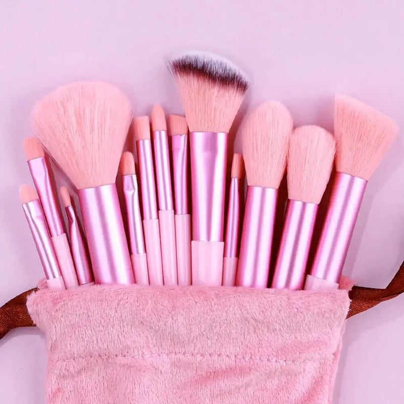 Kit de Pinceis de Maquiagem Profissional - Cerdas Macias para Base, Pó, Sombra e Contorno