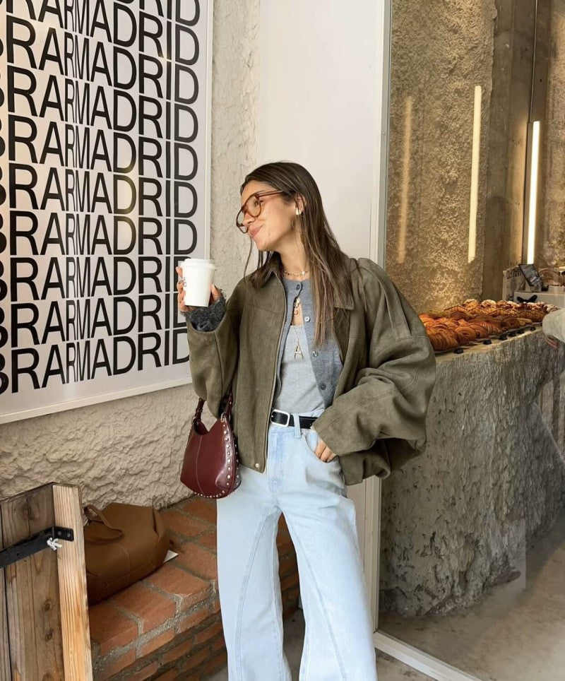 Jaqueta Feminina Oversided em Camurça - Efeito Suede com Gola Lapela, Casual e Estilosa