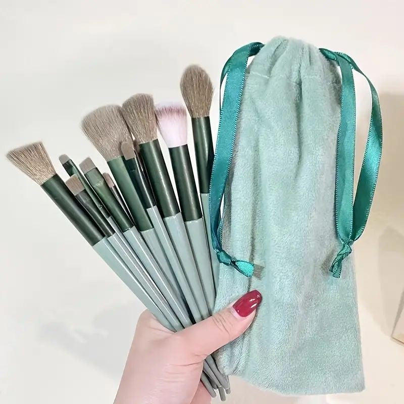 Kit de Pinceis de Maquiagem Profissional - Cerdas Macias para Base, Pó, Sombra e Contorno